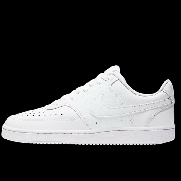 Nike women’s court vision low - Picture 1 of 8